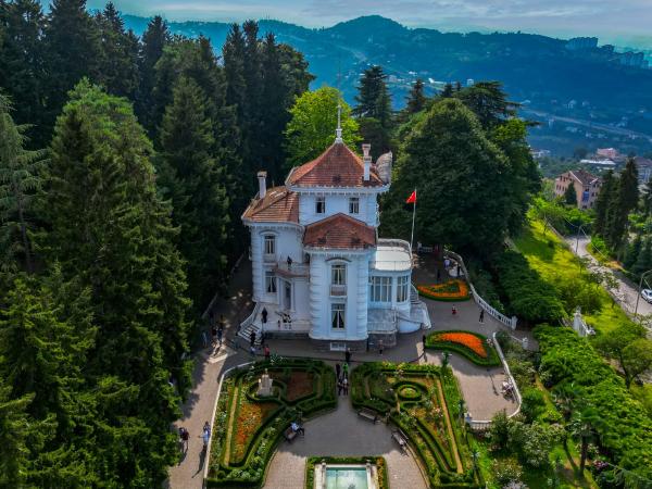Atatürk Mansion