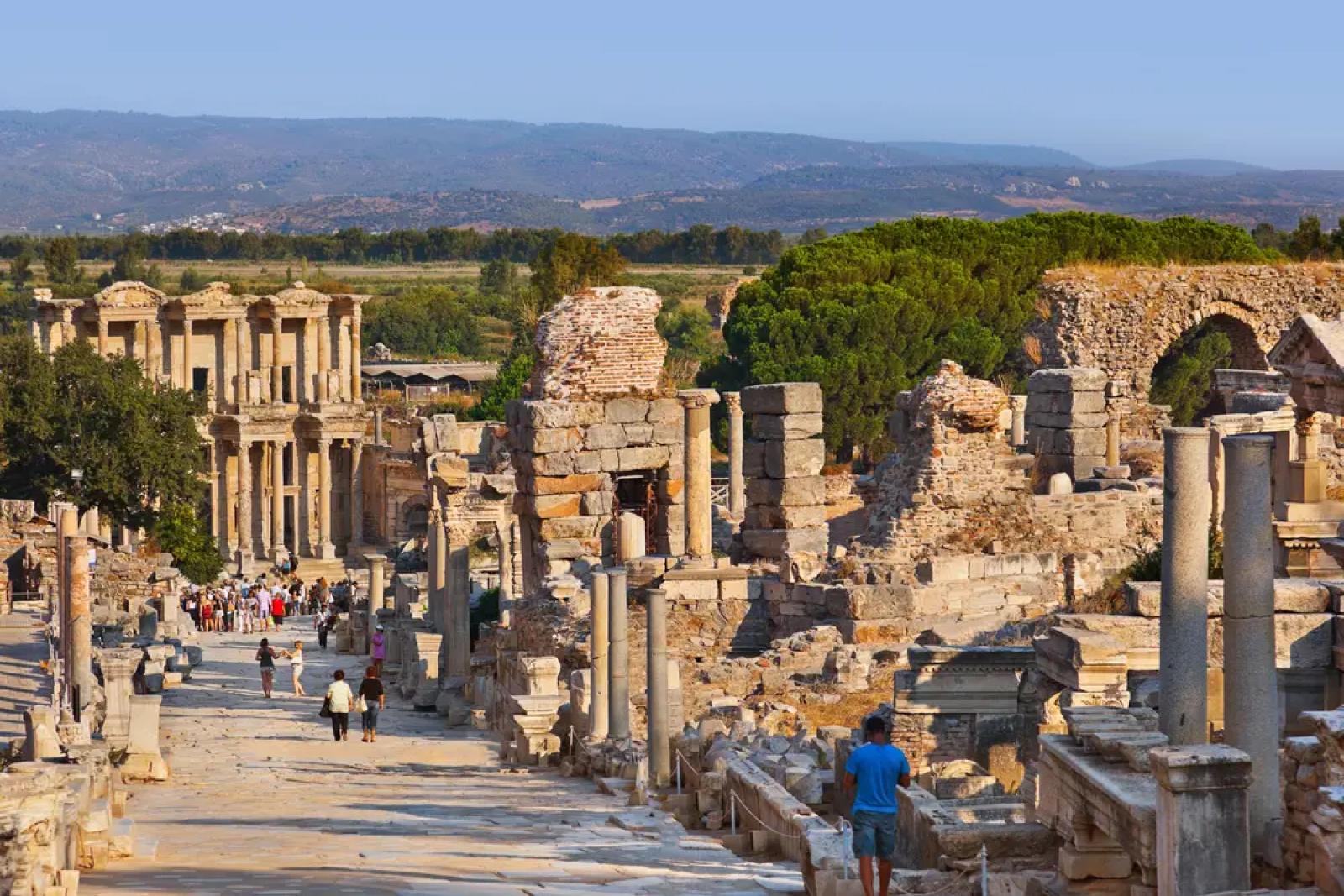 Full Day Ephesus Tour (09:00 - 16:00)