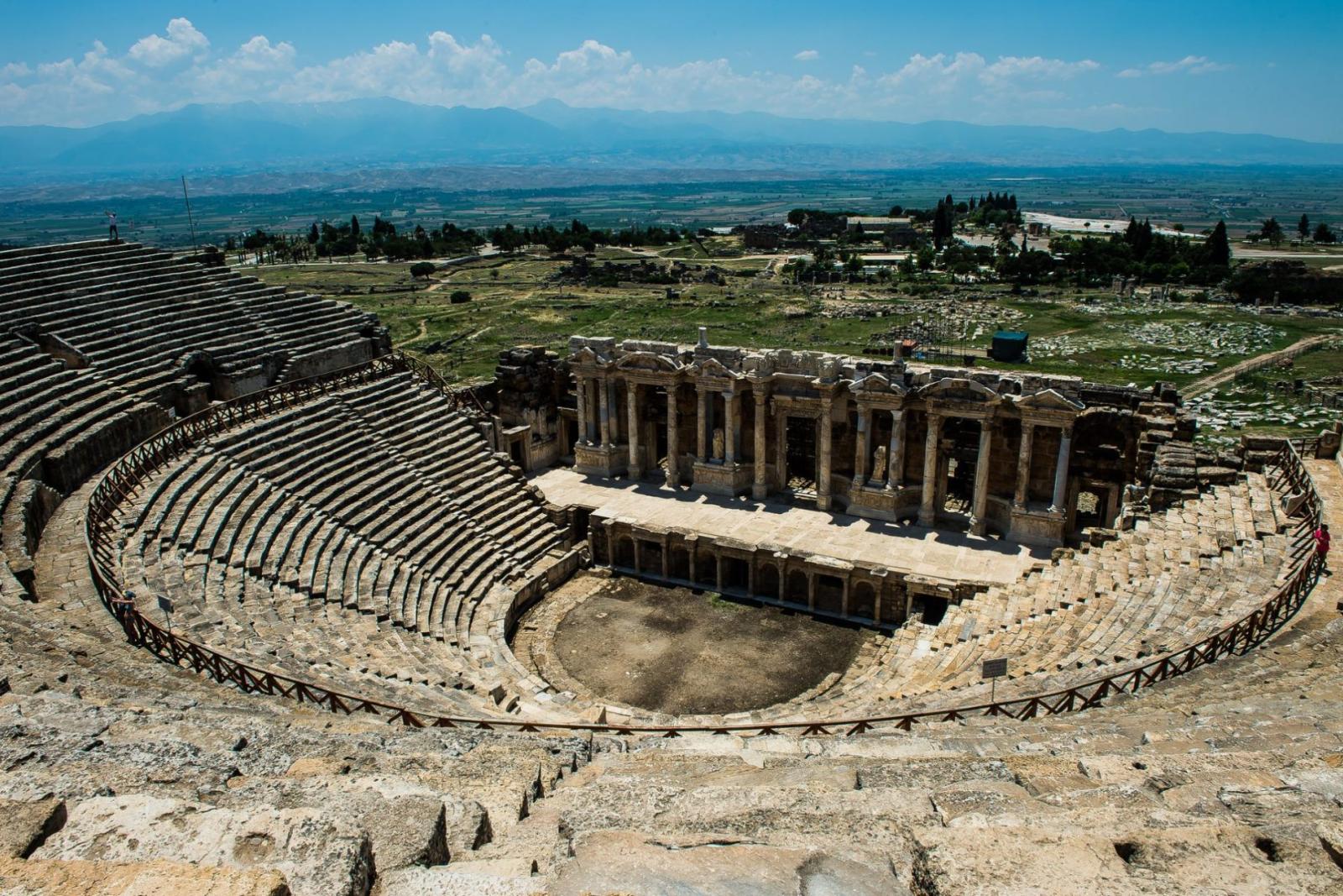 Full Day Pamukkale & Hierapolis Tour (08:00 - 19:00)